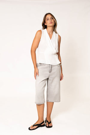 BLUSA CRUZADA CON HEBILLA