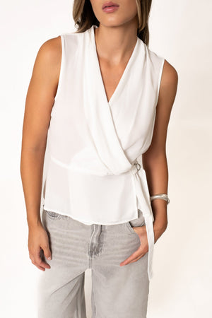 BLUSA CRUZADA CON HEBILLA