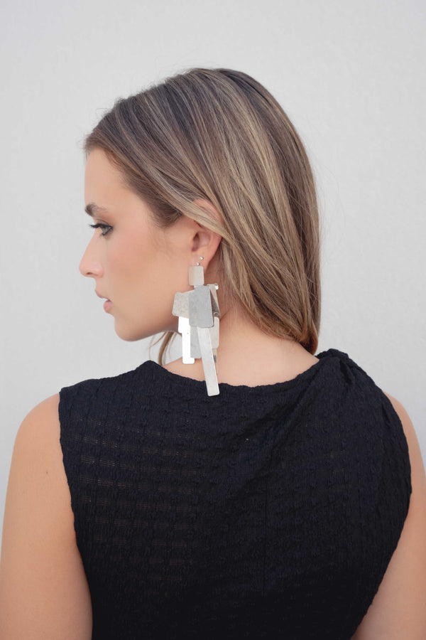 VESTIDO MIDI ASIMÉTRICO PUNTO CALADO