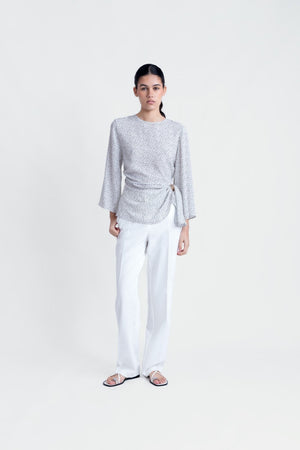 BLUSA APLIQUE DORADO