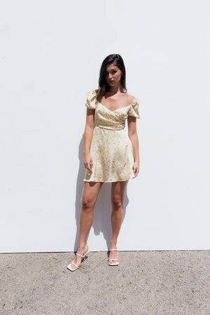 VESTIDO CRUZADO FLORES AMARILLA