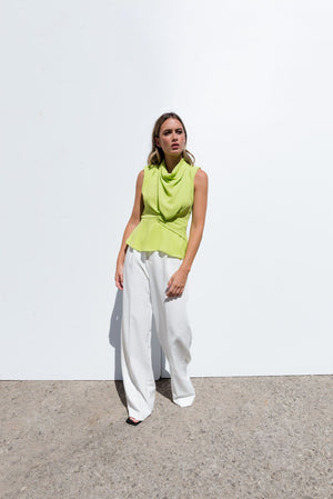 CUERPO NUDO DELANTERO