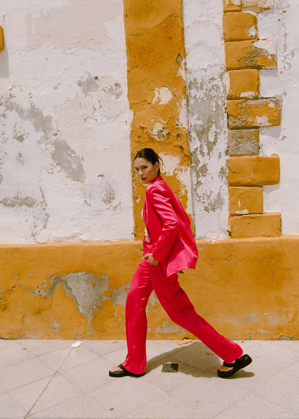 PANTALÓN SATINADO RECTO