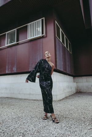 VESTIDO MIDI ASIMETRICO