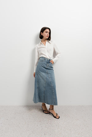 CAMISA ENTALLADA PINZAS