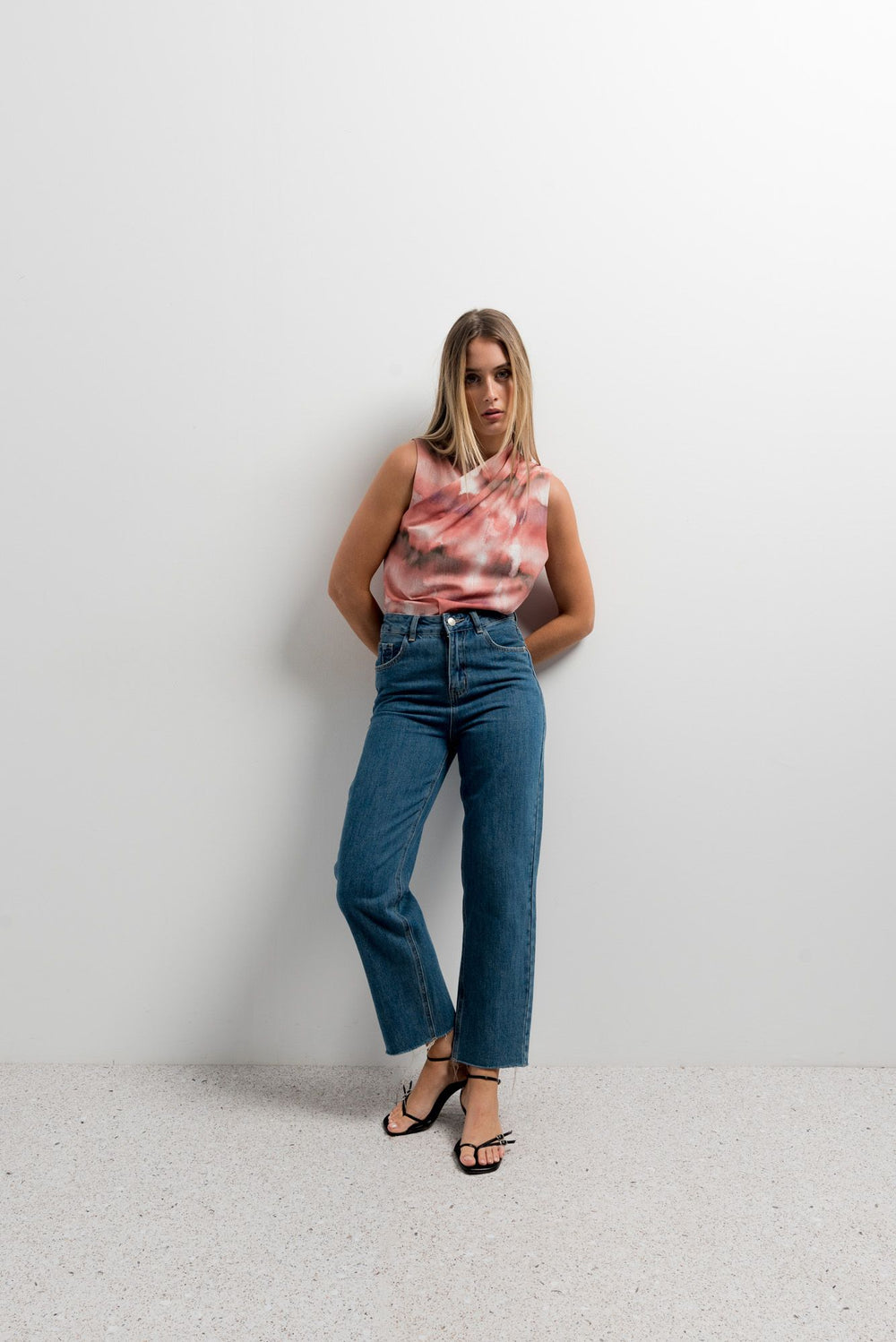 BLUSA CRUZADA ESTAMPADA