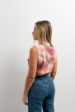 BLUSA CRUZADA ESTAMPADA