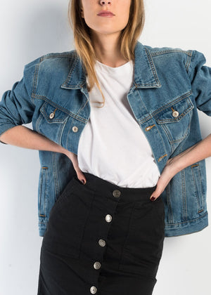 FALDA MIDI CON BOTONES