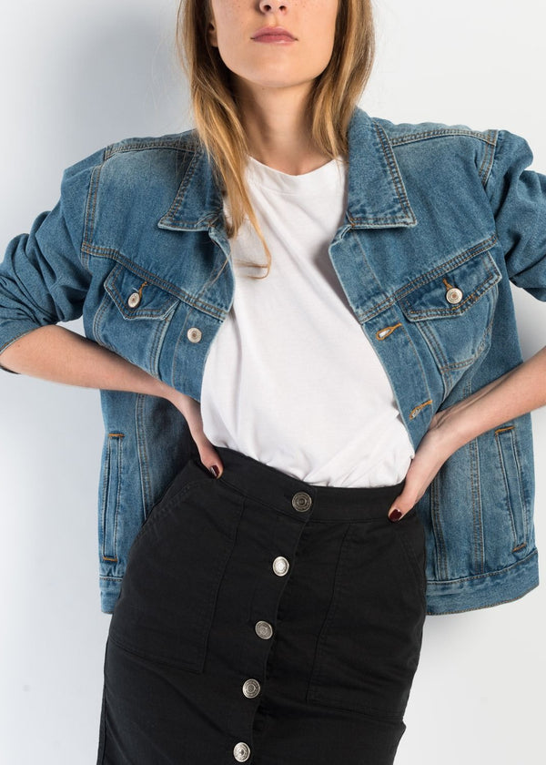 FALDA MIDI CON BOTONES