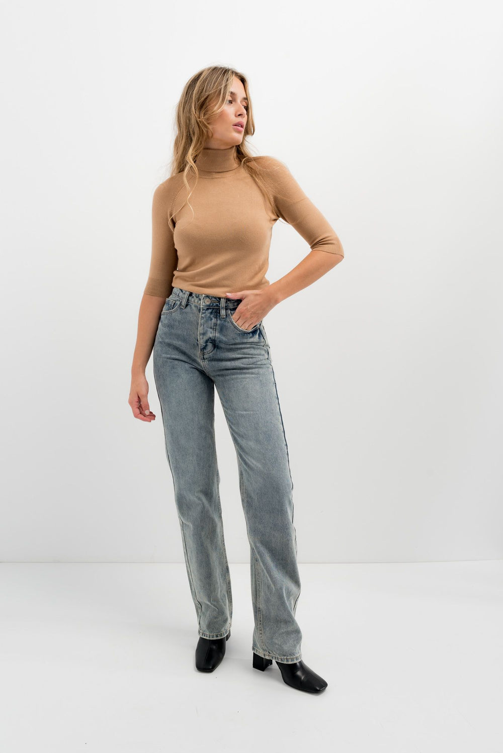 JEANS HI RISE STRAIGHT