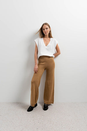 PANTALÓN ANCHO PUNTO