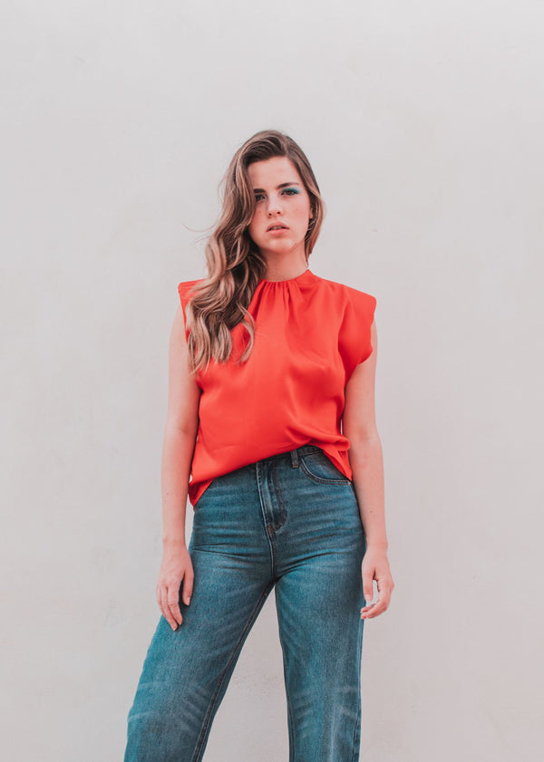 TOP SATINADO HOMBRERAS