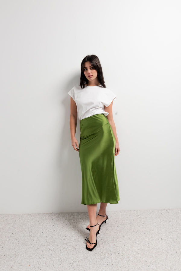 JUPE MIDI EN SATIN