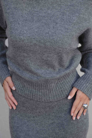 JERSEY OVERSIZE CUELLO SUBIDO