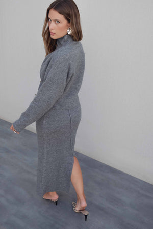 JERSEY OVERSIZE CUELLO SUBIDO