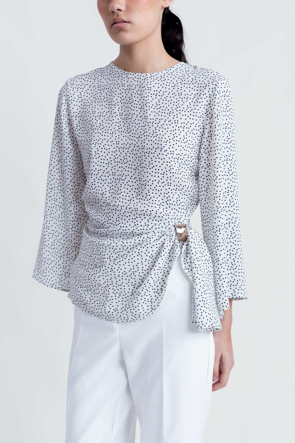 BLUSA APLIQUE DORADO