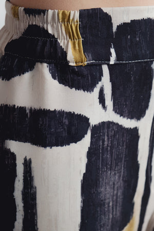 PANTALÓN ESTAMPADO