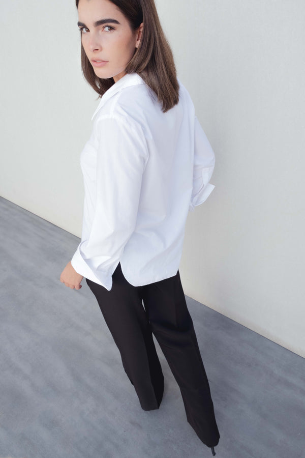 PANTALÓN BOTÓN PLATEADO