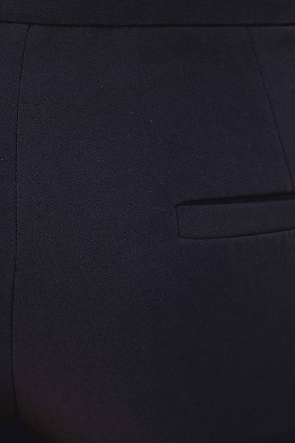 PANTALÓN BOTÓN PLATEADO