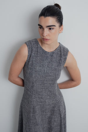 VESTIDO MIDI ESTRUCTURA