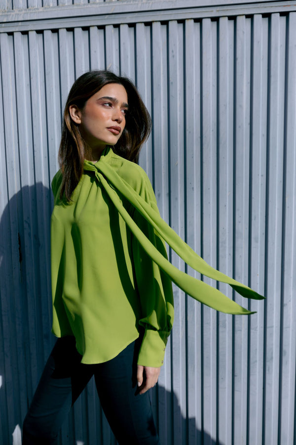 CAMISA VERDE LAZADA