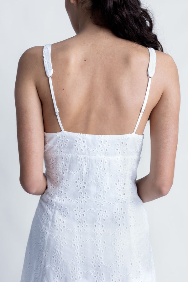 VESTIDO MIDI PERFORADO