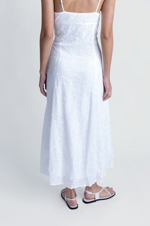 VESTIDO MIDI PERFORADO